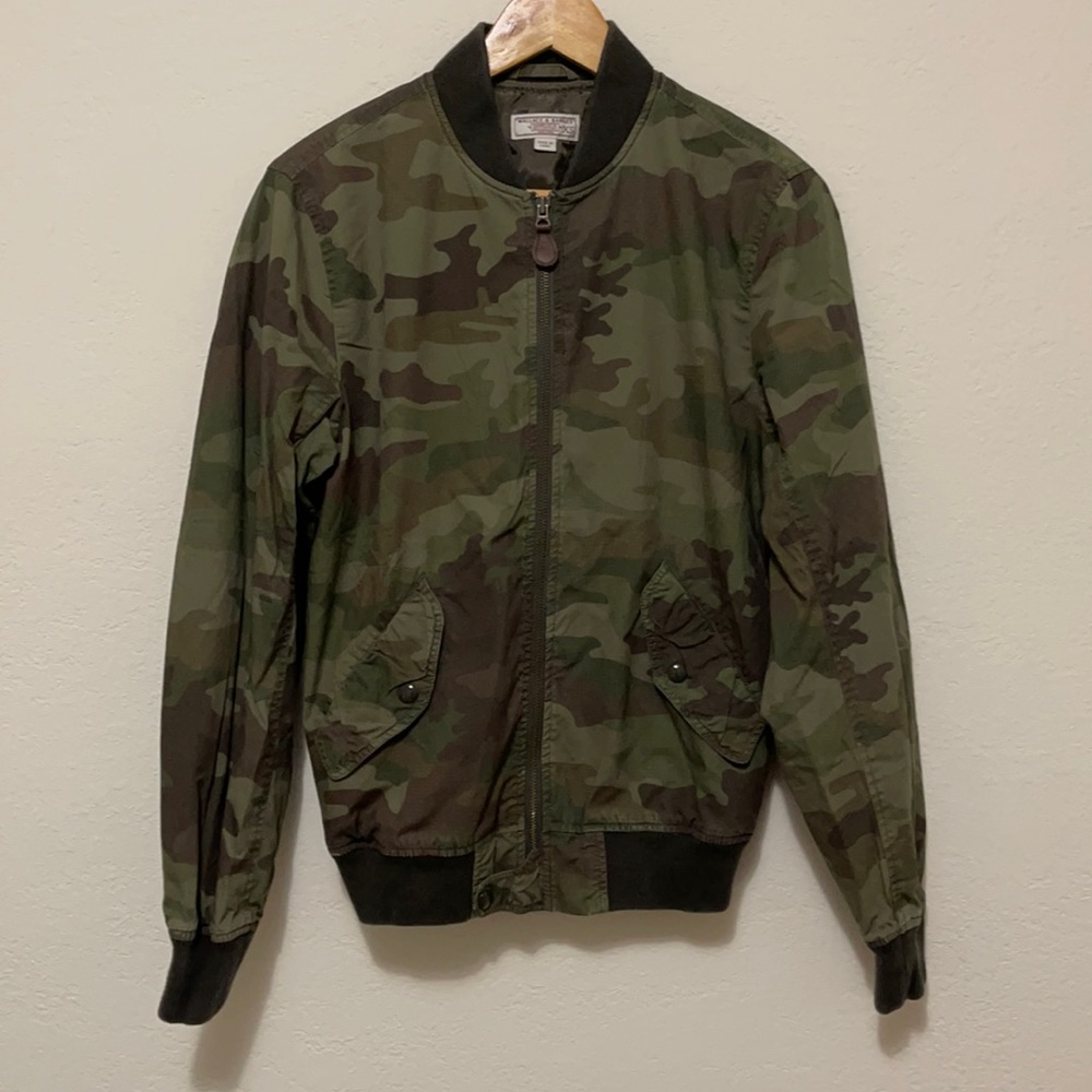 JCREW Wallace & Barnes camo bomber jacket
